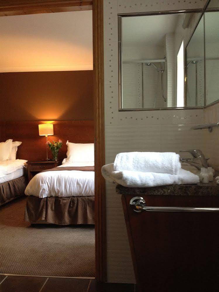 Ashford Court Boutique Hotel Ennis Dış mekan fotoğraf